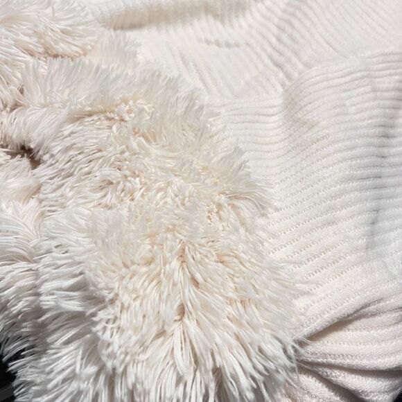 Steve Madden OS Faux Fur Collar Poncho Sweater Knit Beige light cream cape - Picture 8 of 8